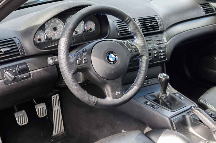 Торпедо BMW M3 Coupe Laguna Seca Blue (E46) 2004 года  (фото 26 из 60)